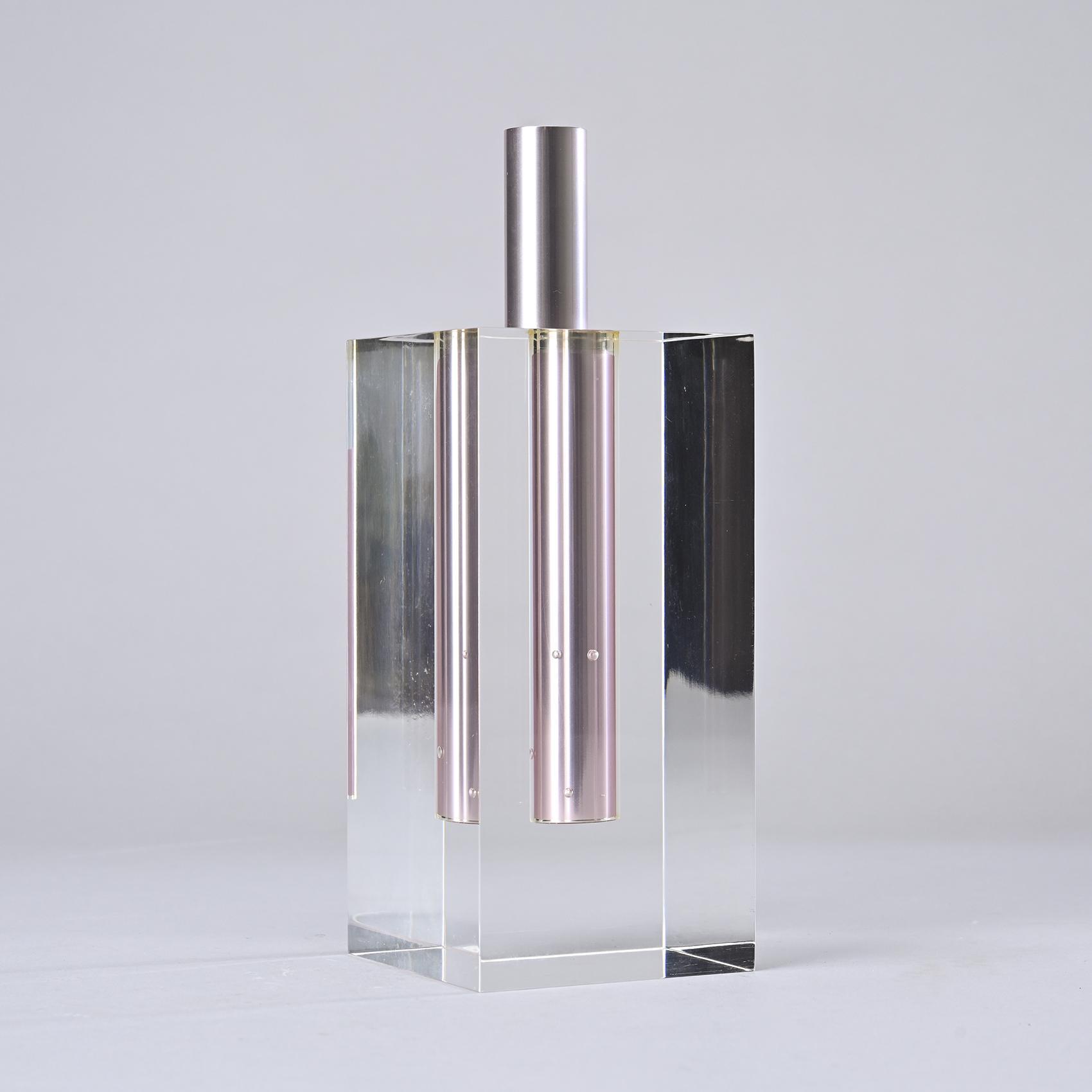 Vase #1 par Shiro Kuramata, vers 1980, Japon.