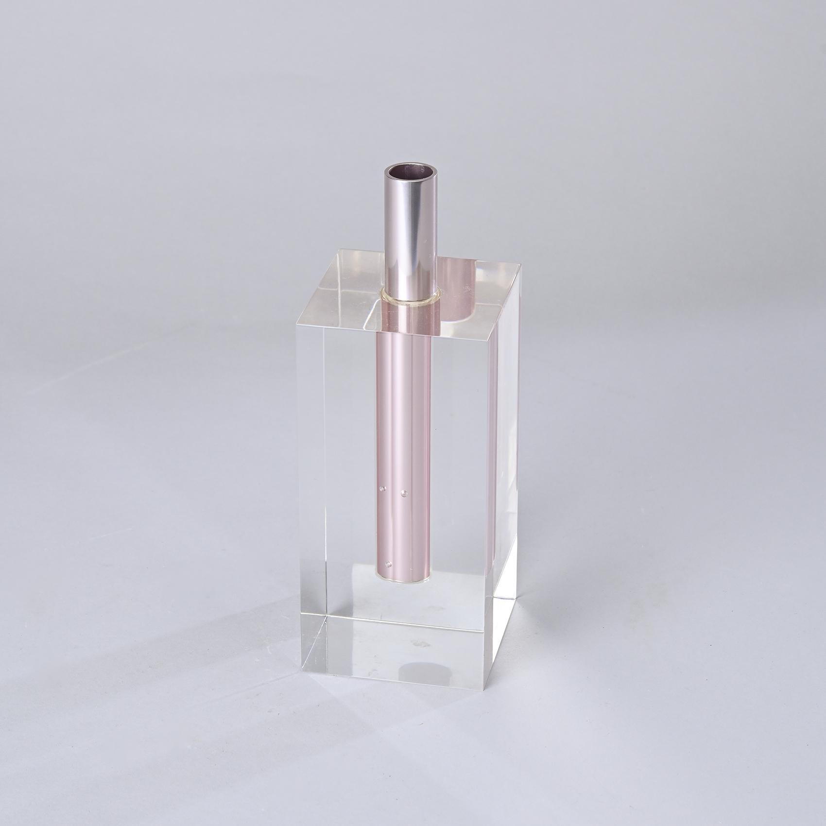 Vase #1 par Shiro Kuramata, vers 1980, Japon.