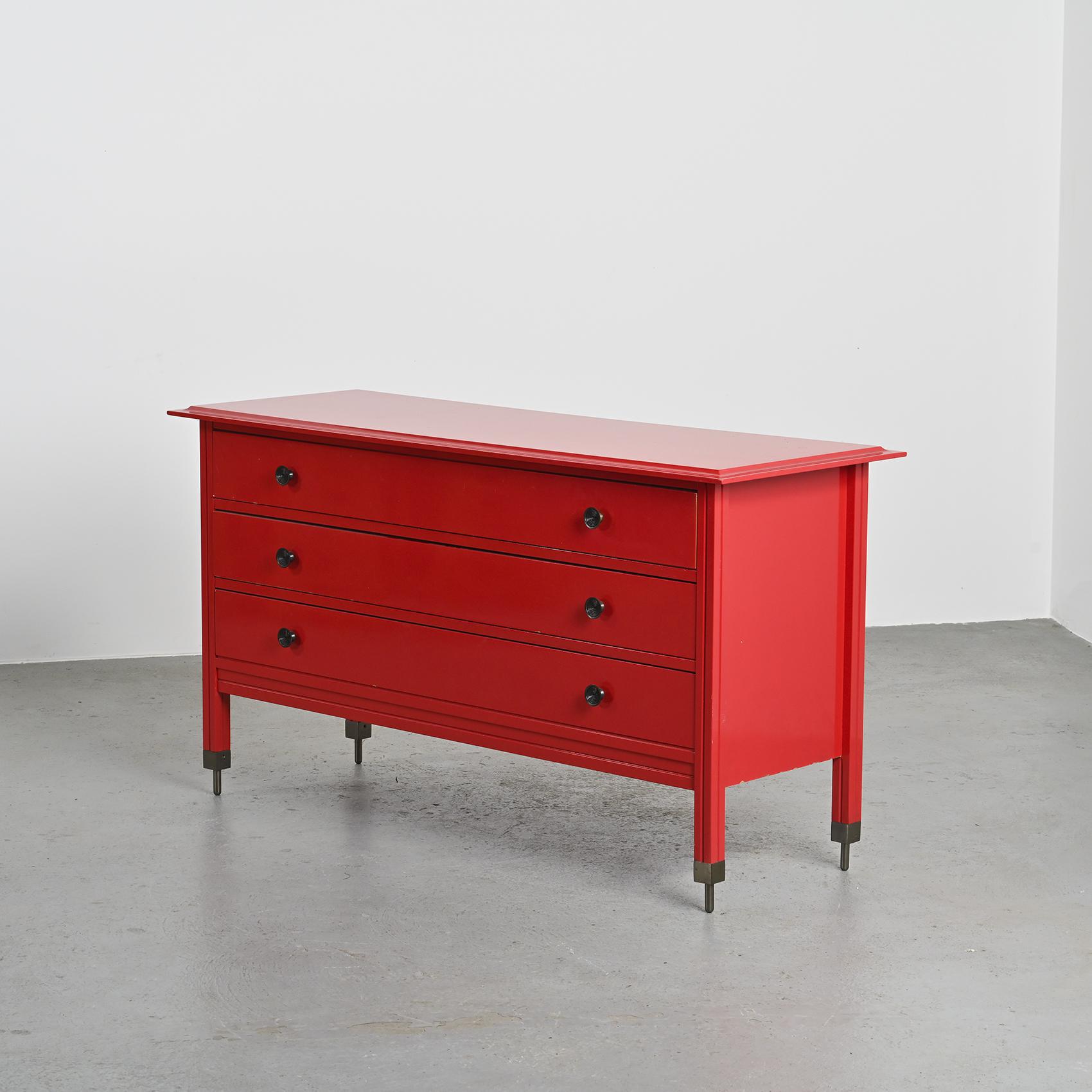Commode laquée rouge Carlo De Carli, pour Sormani, circa 1963