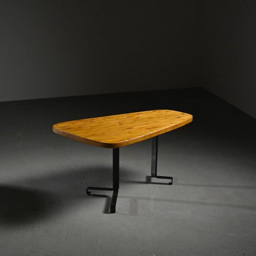 Table forme libre, Charlotte Perriand pour Les Arcs, circa 1986