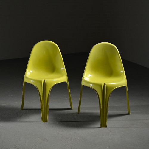 Paire de chaises tripodes par Walter Frey, circa 1968