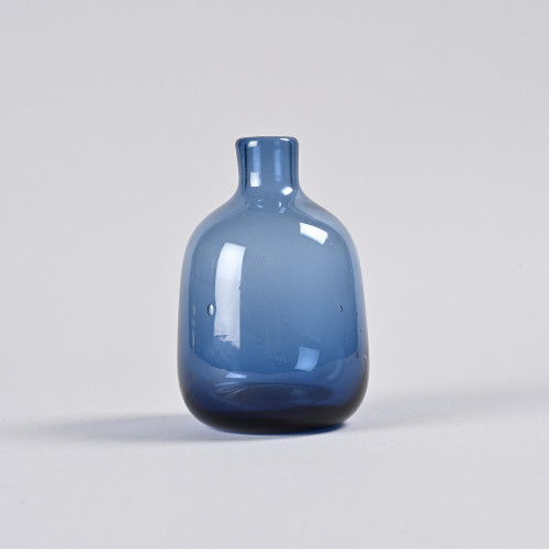 Vase bleu par Claude Morin, circa 1975
