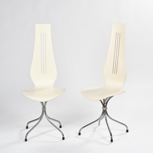 Pair of M352 Lyre molded plywood chairs, Theo Häberli, 1968