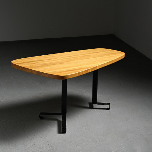 Table forme libre, Charlotte Perriand pour Les Arcs, circa 1986