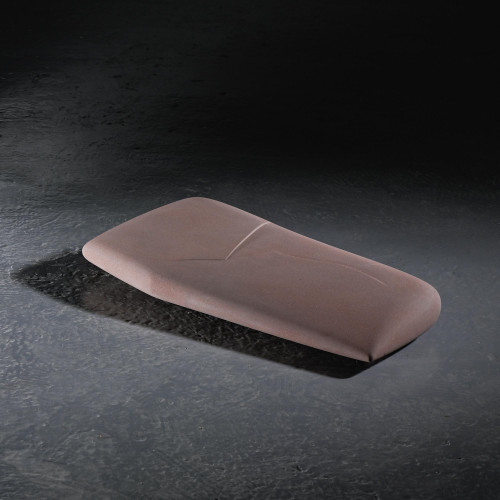 Sculpture organique en grès rose par Robert Neuhauser, Suisse années 1980