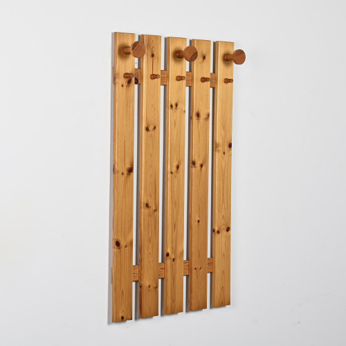 Porte-manteau mural en pin, La Plagne, années 1970