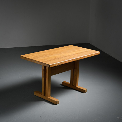 Table en orme massif des Arcs par Charlotte Perriand, années 1970
