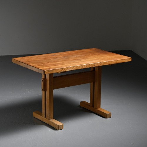 Rectangular Les Arcs table in solid elm