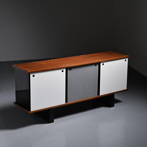 Bahut "Bloc" 3 portes, Charlotte Perriand, Cansado, circa 1962.