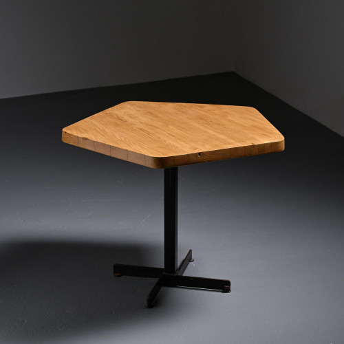 Table Pentagonale des Arcs, Charlotte Perriand circa 1973