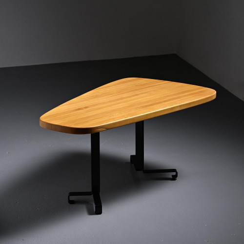Table forme libre, Charlotte Perriand pour Les Arcs, circa 1986