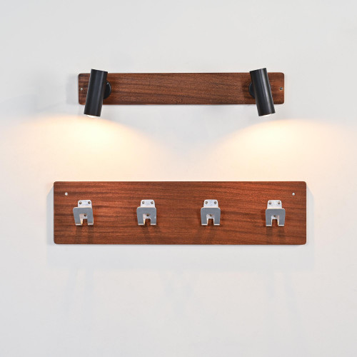 Pierre Guariche : Portemanteau et luminaires pour La Plagne, circa 1968