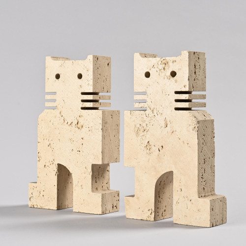 Pair of stylized travertine cats by Fratelli Manelli, Italy, circa 1970