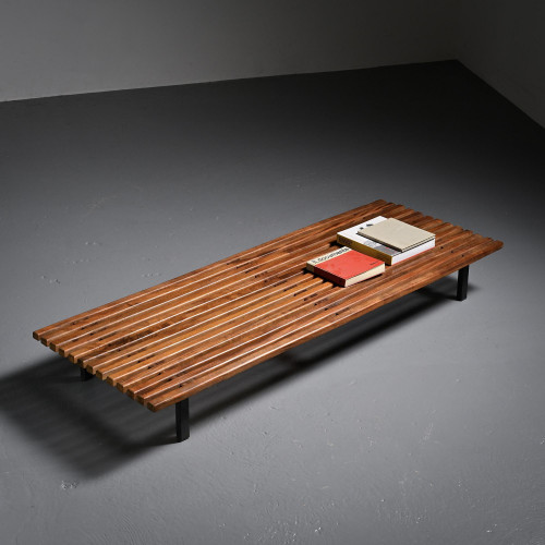 Charlotte Perriand Banquette Cansado en acajou, circa 1962.