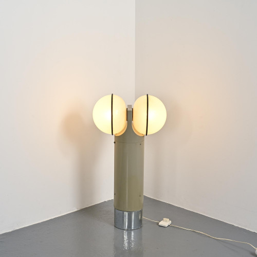 Lampadaire Totem 42035 par Gae Aulenti, Stilnovo, 1976