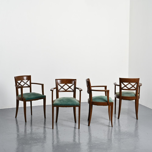 Suite de quatre fauteuils Art Déco en bois, France, circa 1940