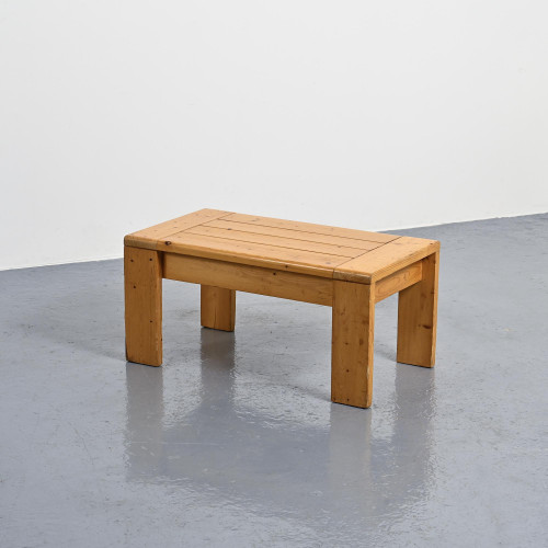 Table basse en pin Les Arcs, circa 1970