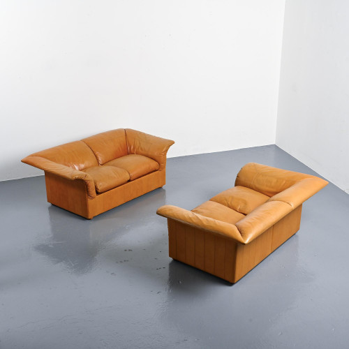 Pair of leather Loto sofas by Luigi Massoni for Poltrona Frau, Italy, 1976