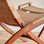 An early JH512 oak and rattan folding chair by Hans Wegner (1914 - 2007)