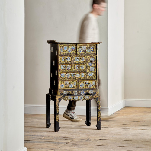 A small Meiji period lacquered Shodana