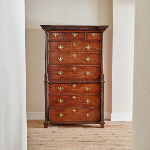 A wonderful George III mahogany chest on chest