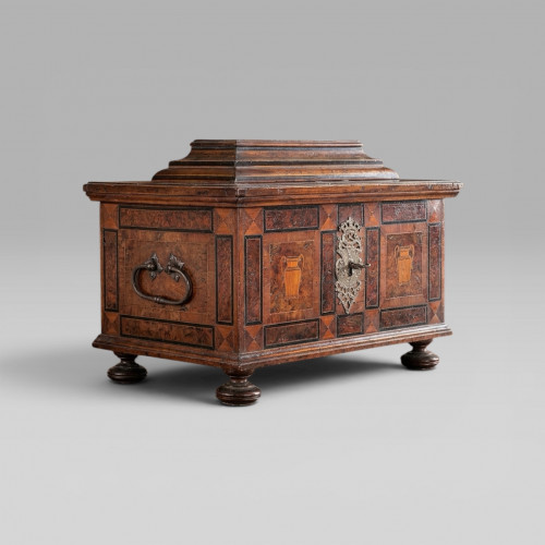 A late 17th century continental burr wood casket
