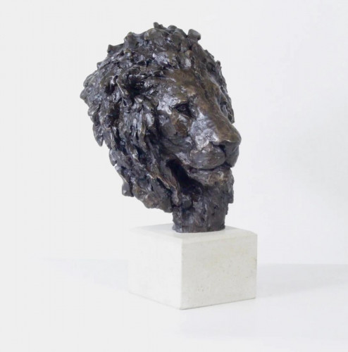 LAURA PENTREATH Lion Head