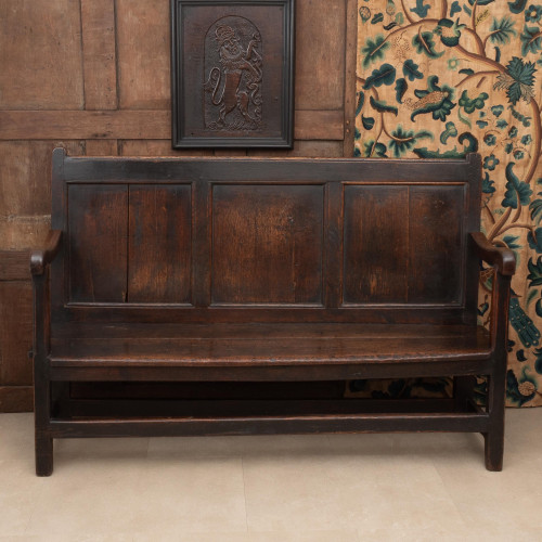 A George I oak settle, Welsh, circa 1720