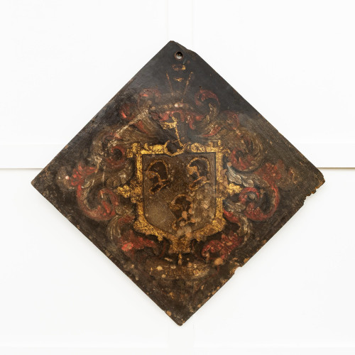 Former property of Clive Sherwood: A 17th century polychrome-decorated hatchment, on a single elm board, English