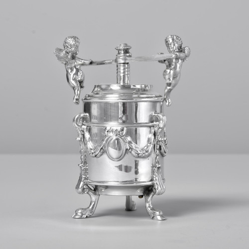 Rare & unusual Edwardian silver pepper grinder