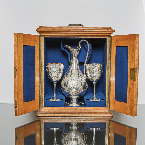 Excellent silver wine jug & matching goblets in oak chest