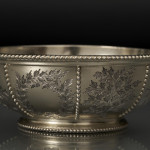 Exceptional quality three-piece Victorian parcel-gilt tea set