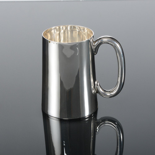 Classic antique silver pint mug