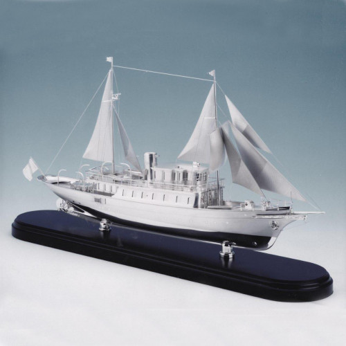 Bespoke: sterling silver model motor yacht "Atlantide"