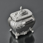 18th century style Edwardian sterling silver tea caddy