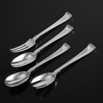 Extensive set of Art Deco Italian silver cutlery for 24 in fitted canteen