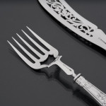 Pair of mid-Victorian Queen's pattern sterling silver fish servers