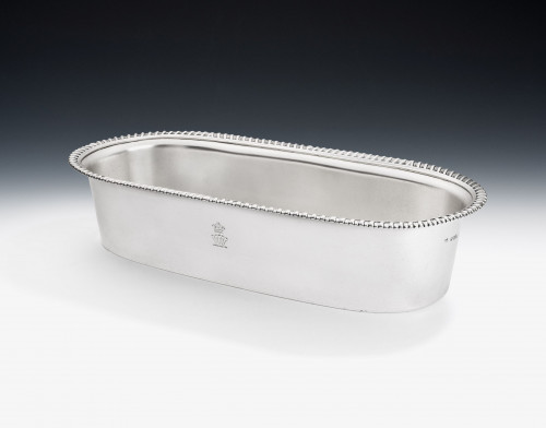 PAUL STORR.  An exceptional and very rare Knife Tray made in London in 1820 by Paul Storr.