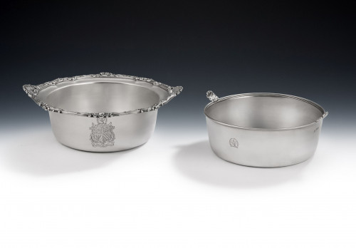 PAUL STORR.  An exceptionally fine George IV Souffle Dish made in London in 1829 by Paul Storr.