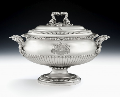 PHILIP RUNDELL.  An exceptional George III Soup Tureen & Cover made in London in 1820 by Philip Rundell.