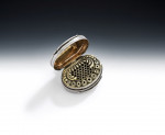 A very fine George III Vinaigrette, with unusual grille, made in Birmingham in 1811 by Cocks & Bettridge.