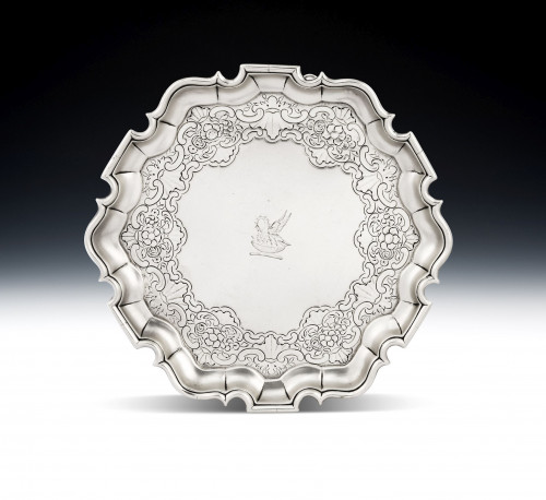 GLASGOW.  A very fine George II Salver made in Glasgow circa 1745 by James Glen.