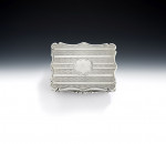 BUCKINGHAM PALACE.  An important Castle Top Vinaigrette made in Birmingham in 1847 by Nathaniel Mills.