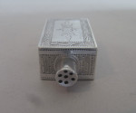 A very rare George III "Flask" Vinaigrette made in Birmingham in 1802 by the scarce silversmiths Lawrence & Allen.