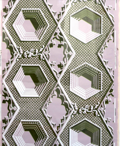 A length of Great Bardfield 'Hexagon' Wallpaper