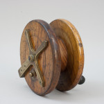 Large Walnut Starback Fishing Reel