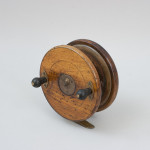 Large Walnut Starback Fishing Reel