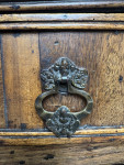C18 th German oak commode