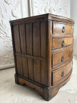 C18 th German oak commode