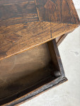 C18 th German oak commode
